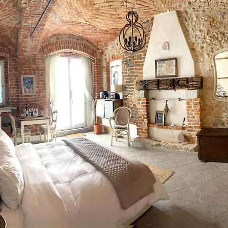 Cascina Viaris Hotell Pavarolo Exteriör bild